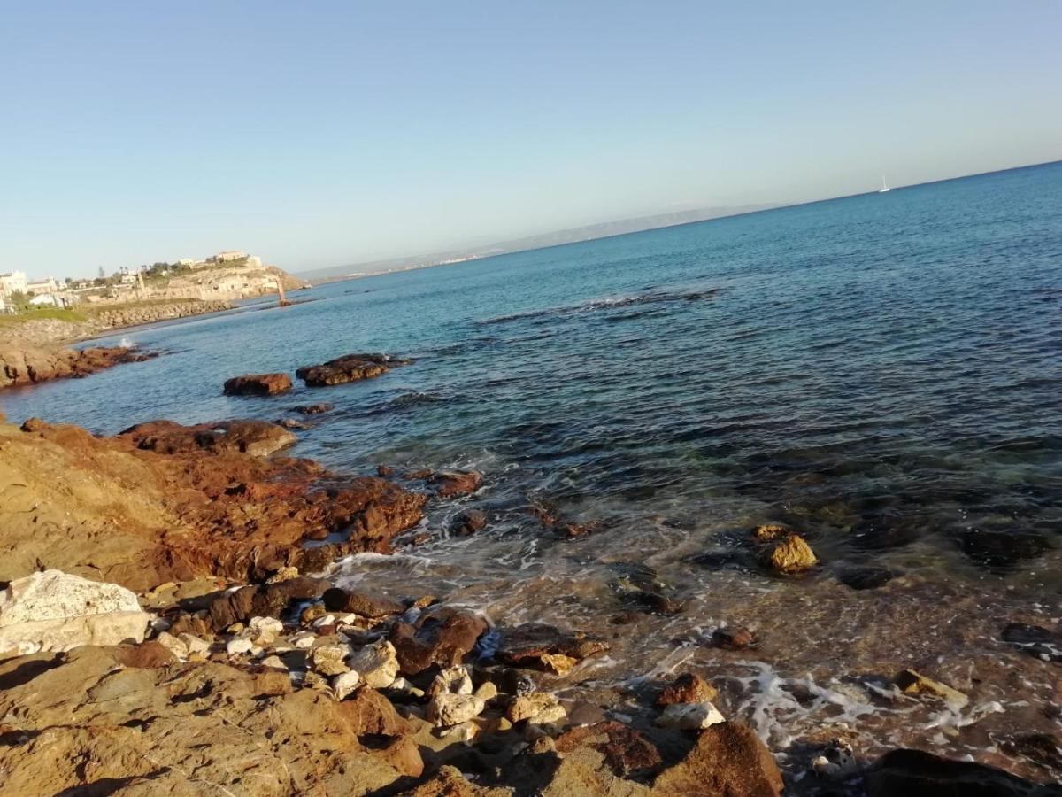 La Trinacria Di Capo Passero Portopalo Di Capo Passero Exteriér fotografie