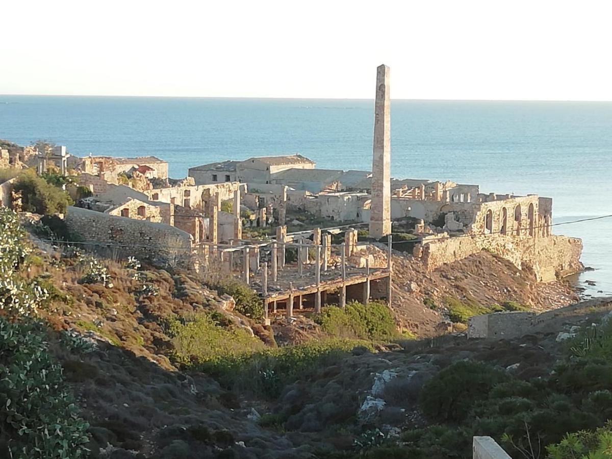 La Trinacria Di Capo Passero Portopalo Di Capo Passero Exteriér fotografie